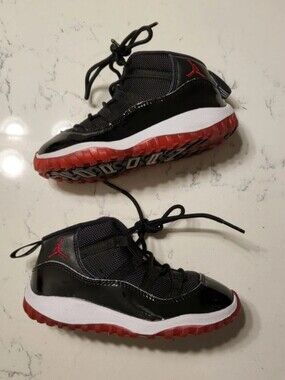 Air Jordan Retro 11 TD Bred Size 9C